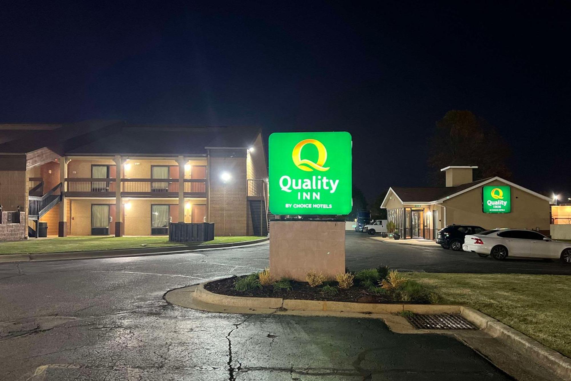 Quality Inn Madison - Huntsville מראה חיצוני תמונה