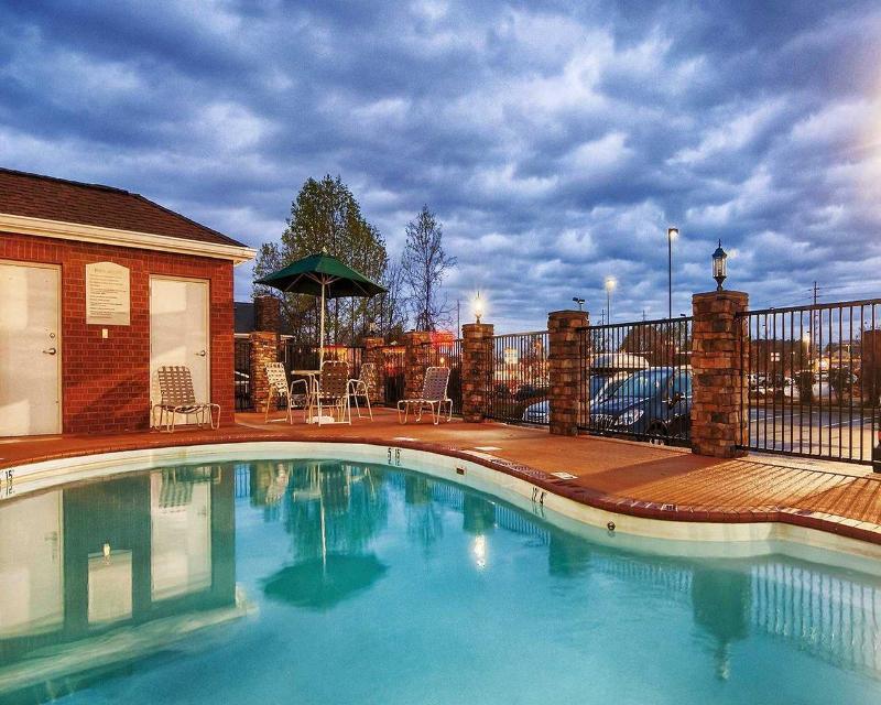 Quality Inn Madison - Huntsville מראה חיצוני תמונה